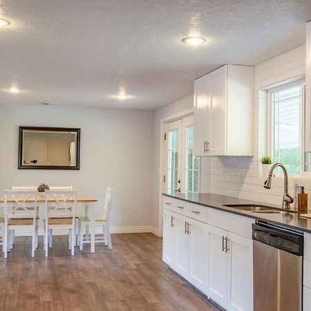 Never Stop Exploring- 3 Bedroom 2 Bath Home Of Duplex, Close To Zion, Bryce, And Brianhead Cedar City Exterior foto