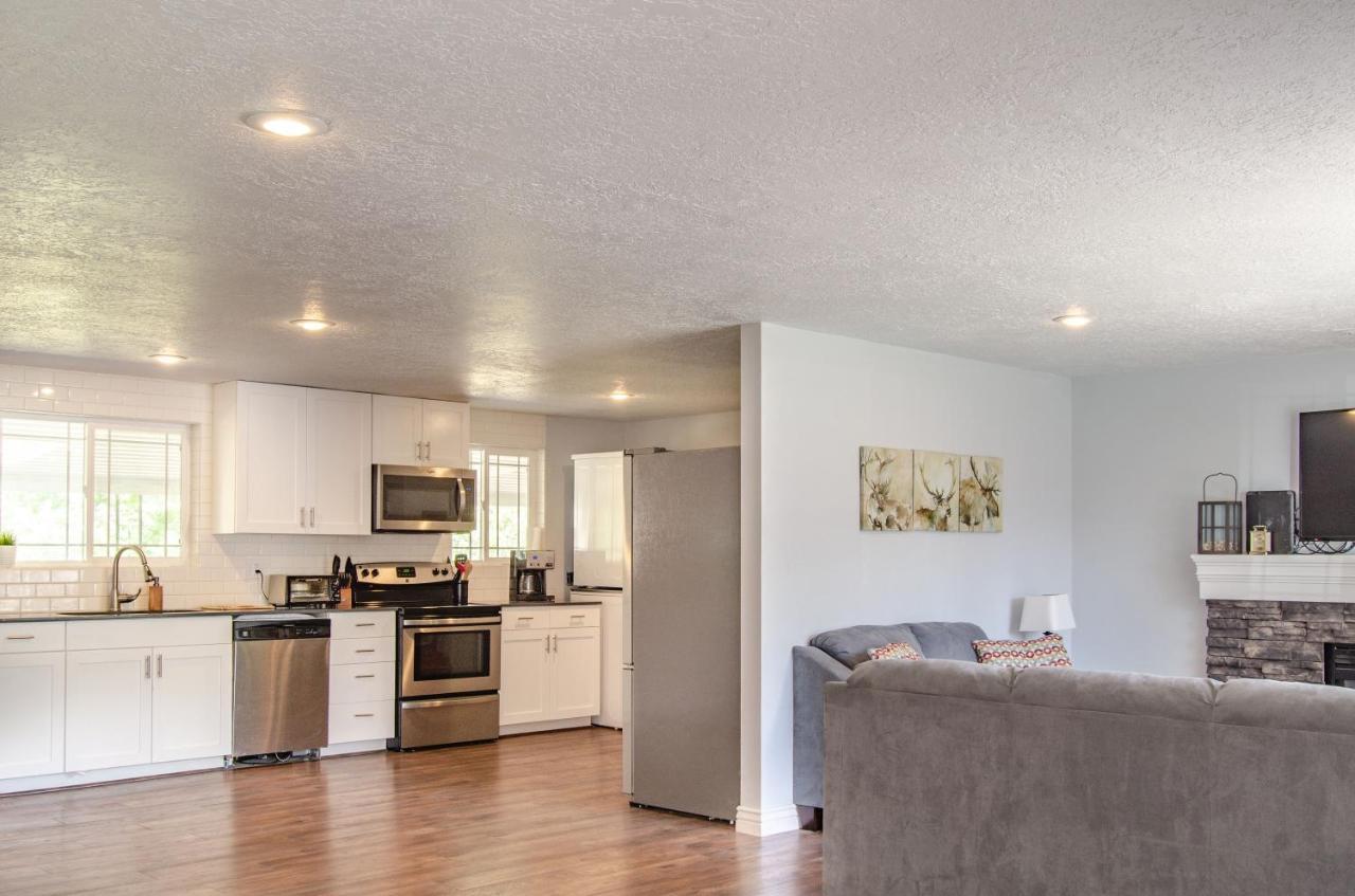 Never Stop Exploring- 3 Bedroom 2 Bath Home Of Duplex, Close To Zion, Bryce, And Brianhead Cedar City Exterior foto
